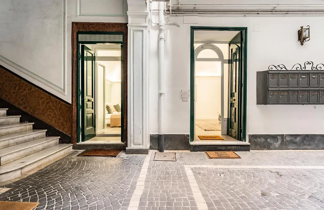 A26 Apartments - Premium Apartment In Naples-1